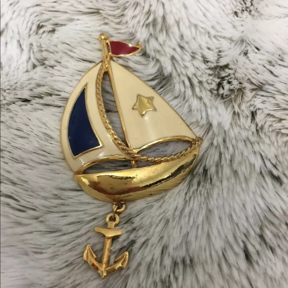 Vintage Pin, Avon, Sailboat